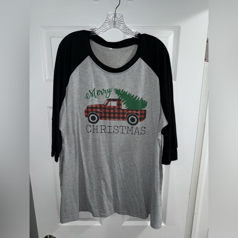 Ragland-Style Black & Gray Christmas T-Shirt, 3-quarter length sleeves, Size 3XL